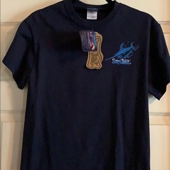 Shore Thing Shirt with Tags - Picture 1 of 2
